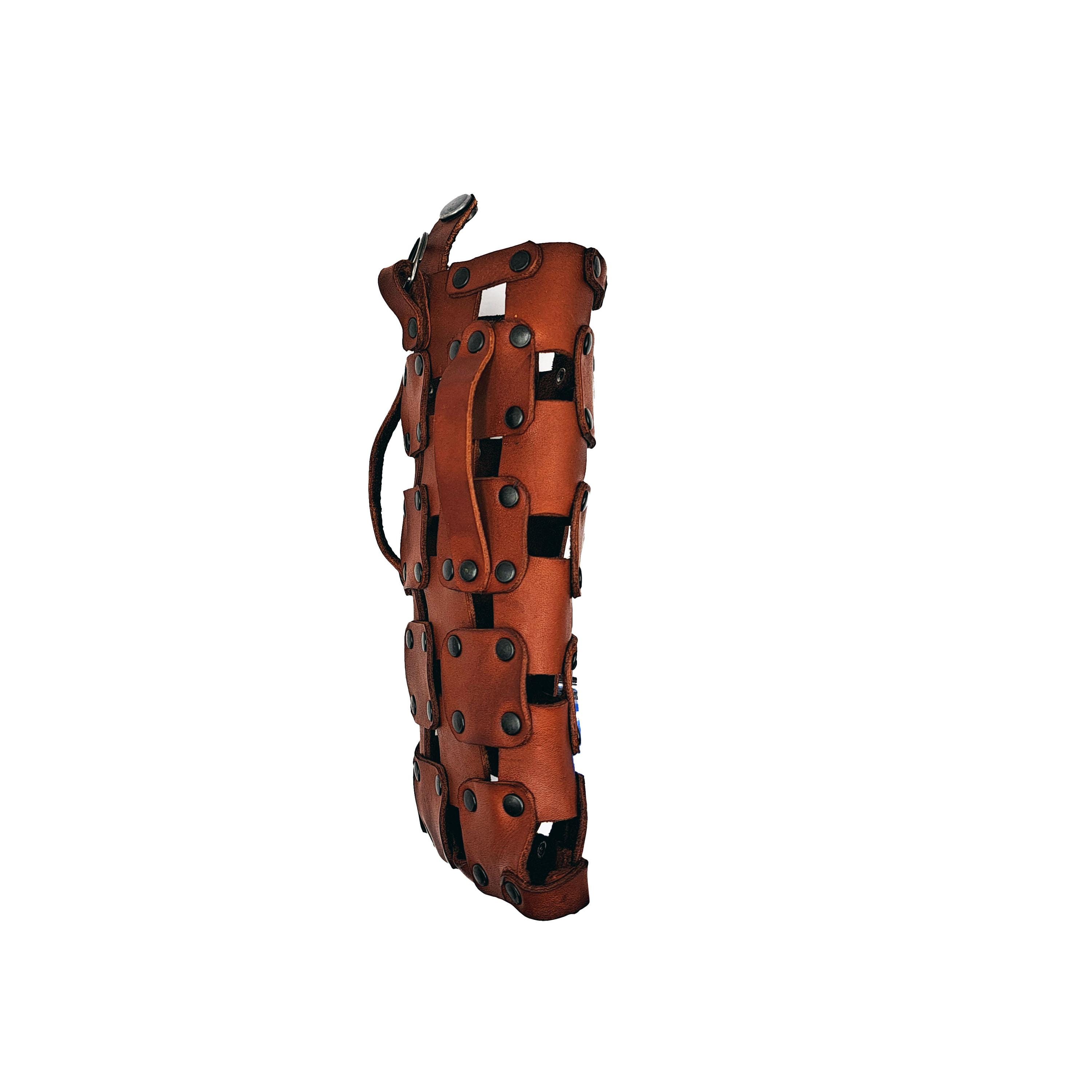 Handmade Woven Leather Phone Case – Vegetable-Tanned Belt Loop Holder for 6.5" Mobile Phones view 5